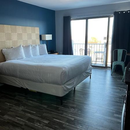 Aparthotel Trade Winds On The Bay Rockland Zewnętrze zdjęcie